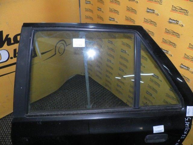 Стекло двери задней левой ZQOM1A Skoda Felicia купить