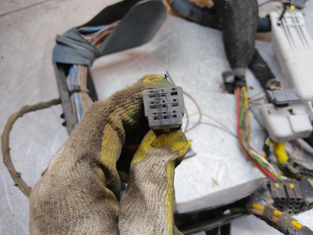 Проводка салона BPCNT0 Opel Astra - Фото 17