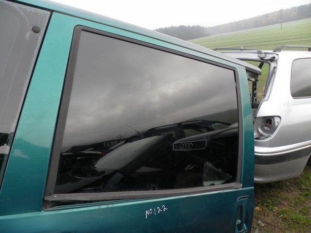 Стекло двери задней правой EU48HR Citroen Evasion