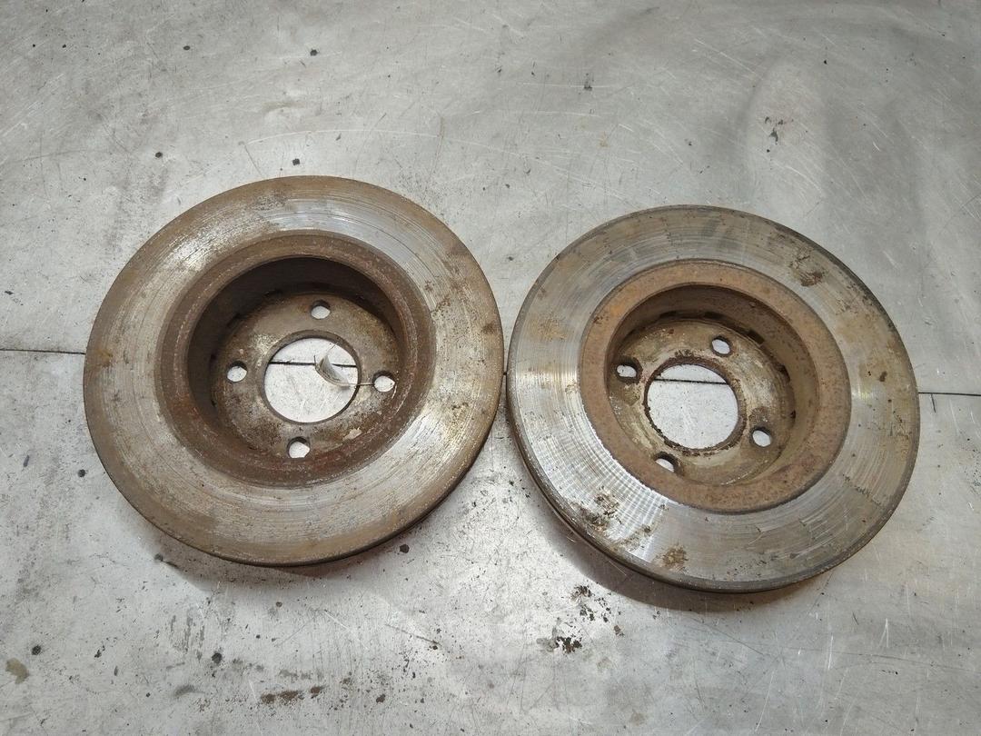 Диск тормозной передний HT259E Audi 80 купить в магазине запчастей бу