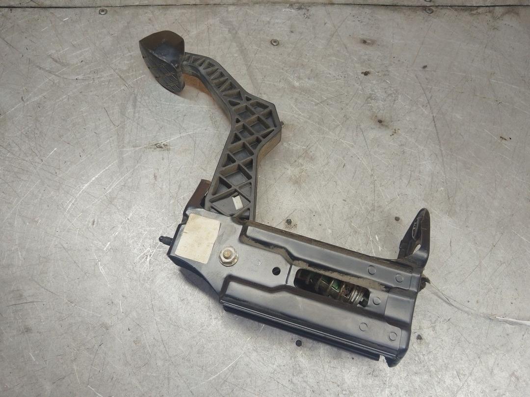 Педаль сцепления Q66GGL Volkswagen Golf - Фото 3