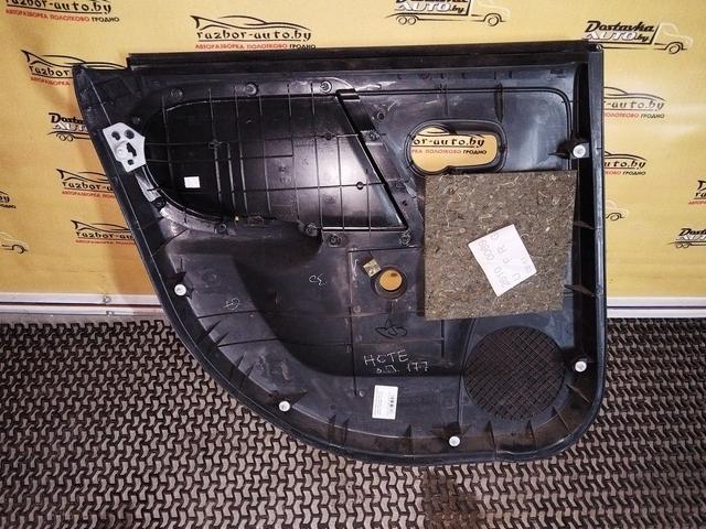 Обшивка двери задней правой (дверная карта) 54IVC4 Nissan Note купить