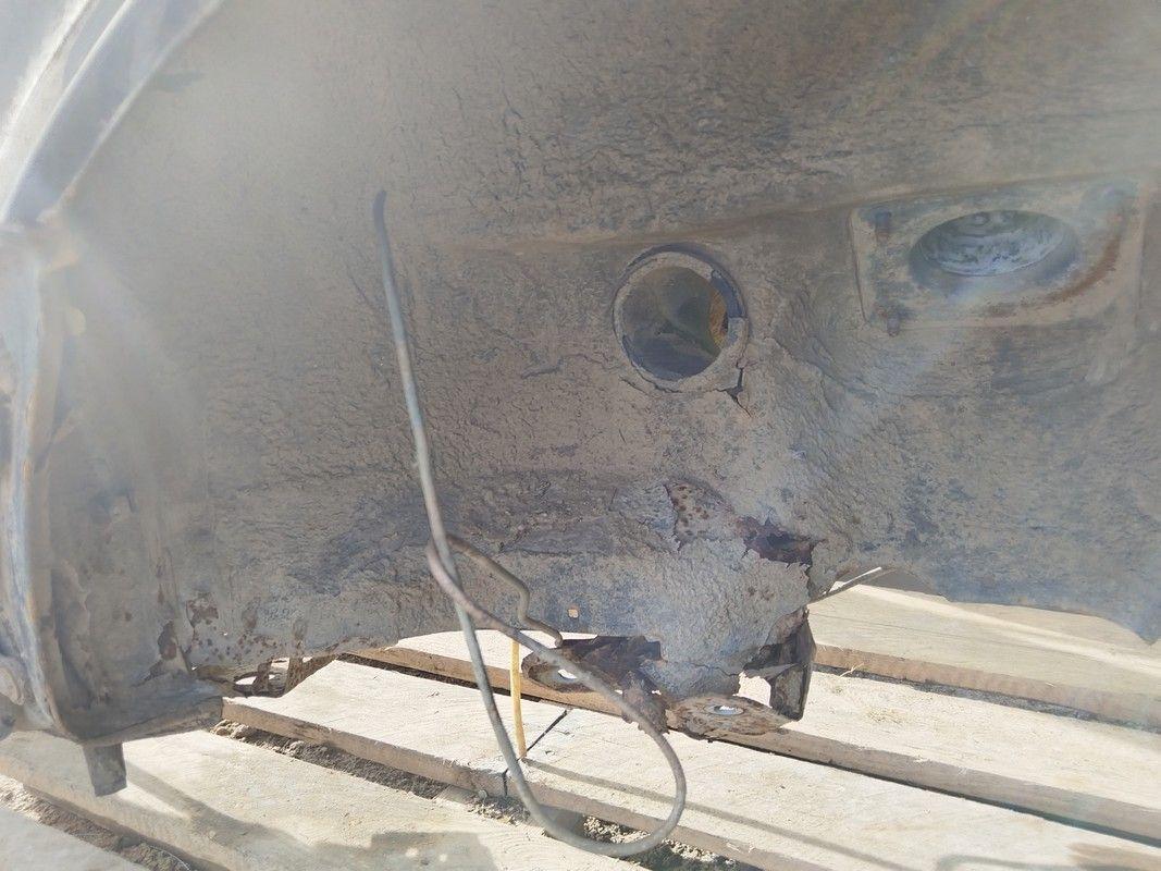 Крыло заднее правое 9CX2J5 Audi 100 купить с доставкой