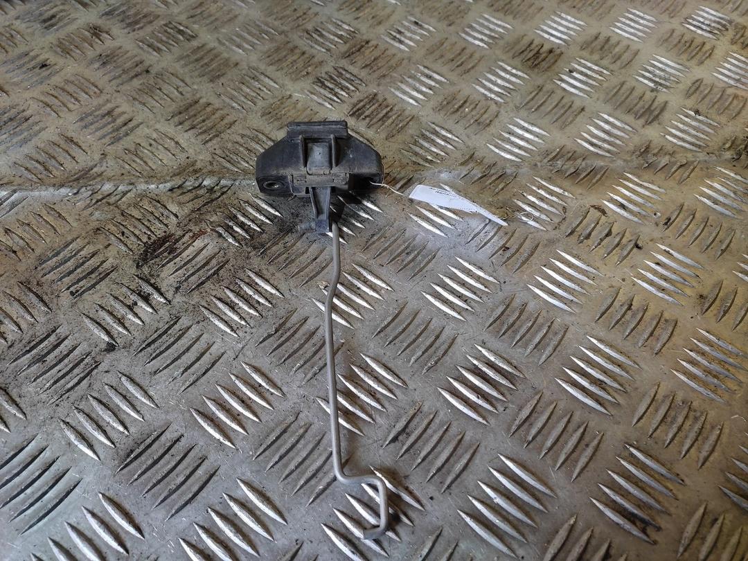 Замок багажника 77UM3F Renault 19