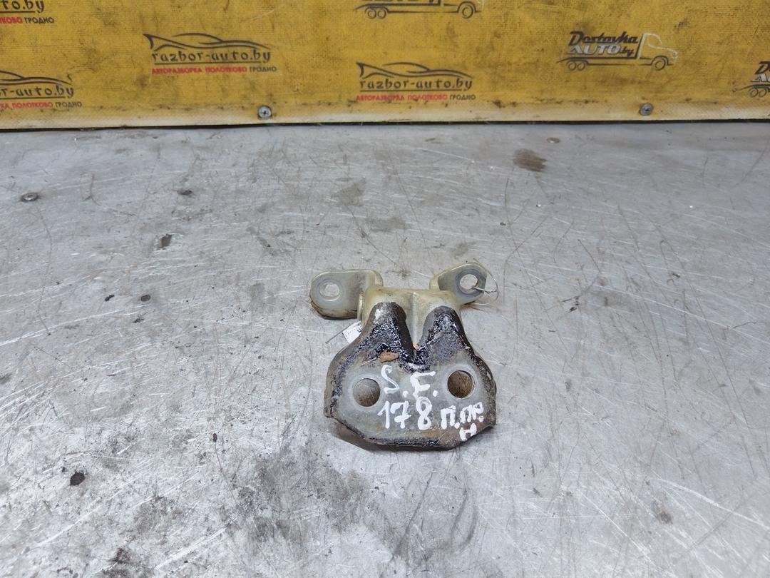 Петля двери передней правой 7X117P Subaru Forester купить на авторазборке