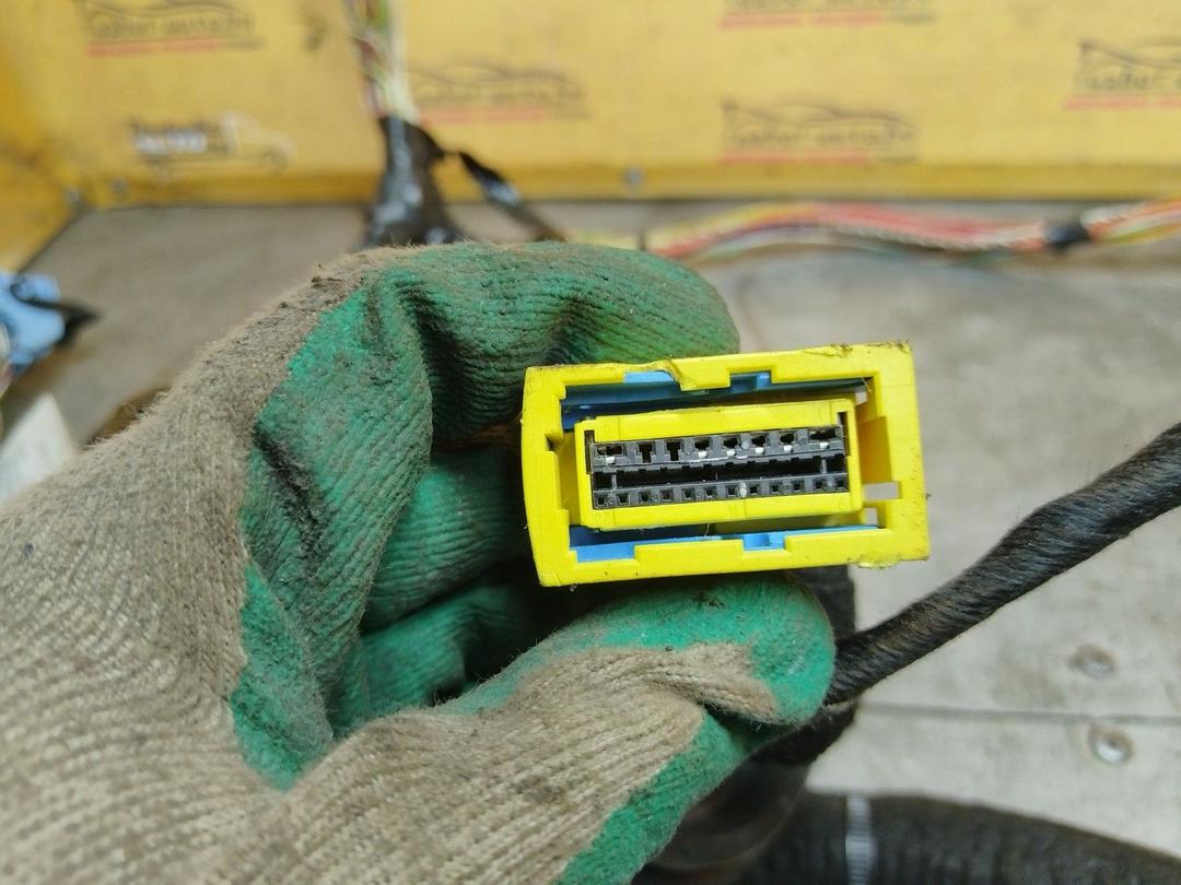 Проводка салона 8FQQD1 Citroen C4 купить с доставкой. Огромный выбор запчастей и марок авто. У нас есть практически все.