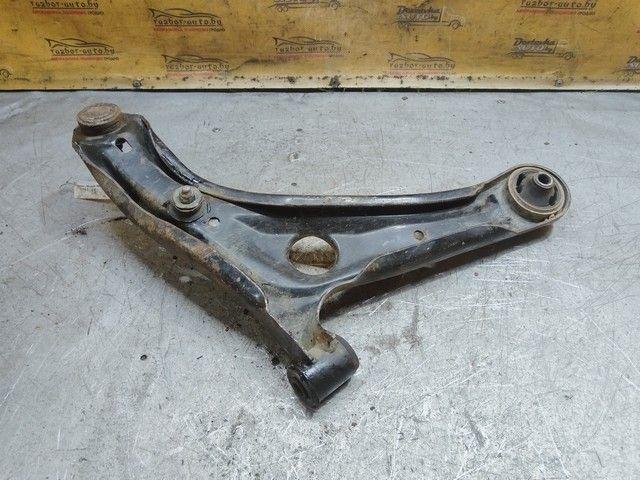 Рычаг передний левый IU74TV Toyota Yaris купить в магазине запчастей бу
