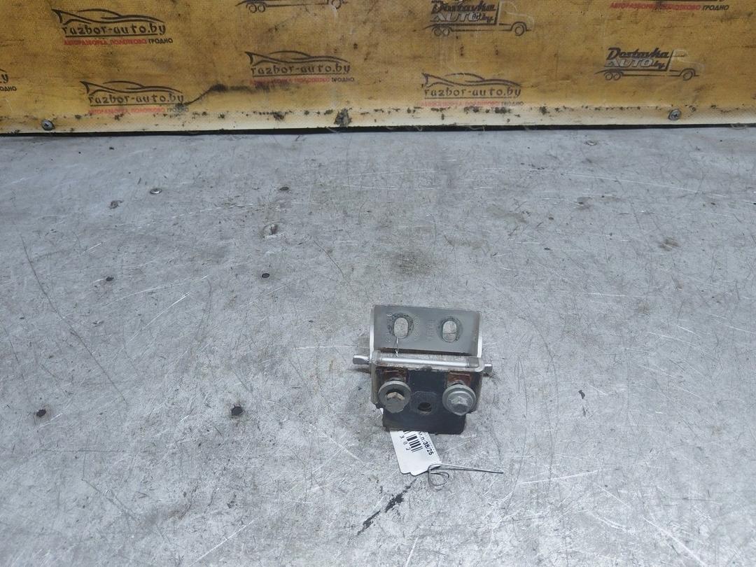 Петля крышки багажника FZN54H Ford Mondeo купить в магазине запчастей бу