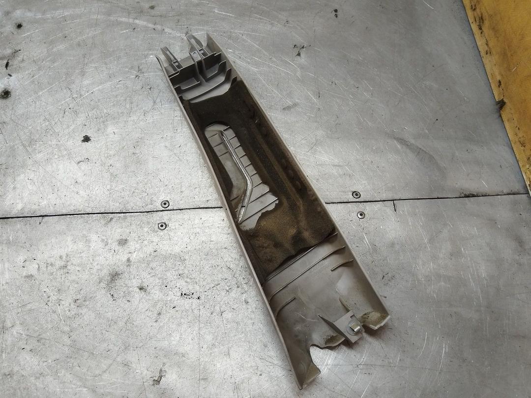 Обшивка стойки центральной левой 033RJY Volvo V40 - Фото 2
