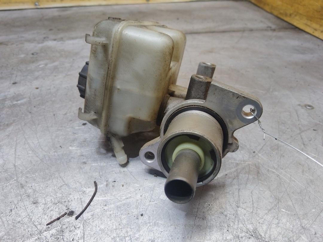 Цилиндр тормозной главный BXICA7 Opel Astra - Фото 2