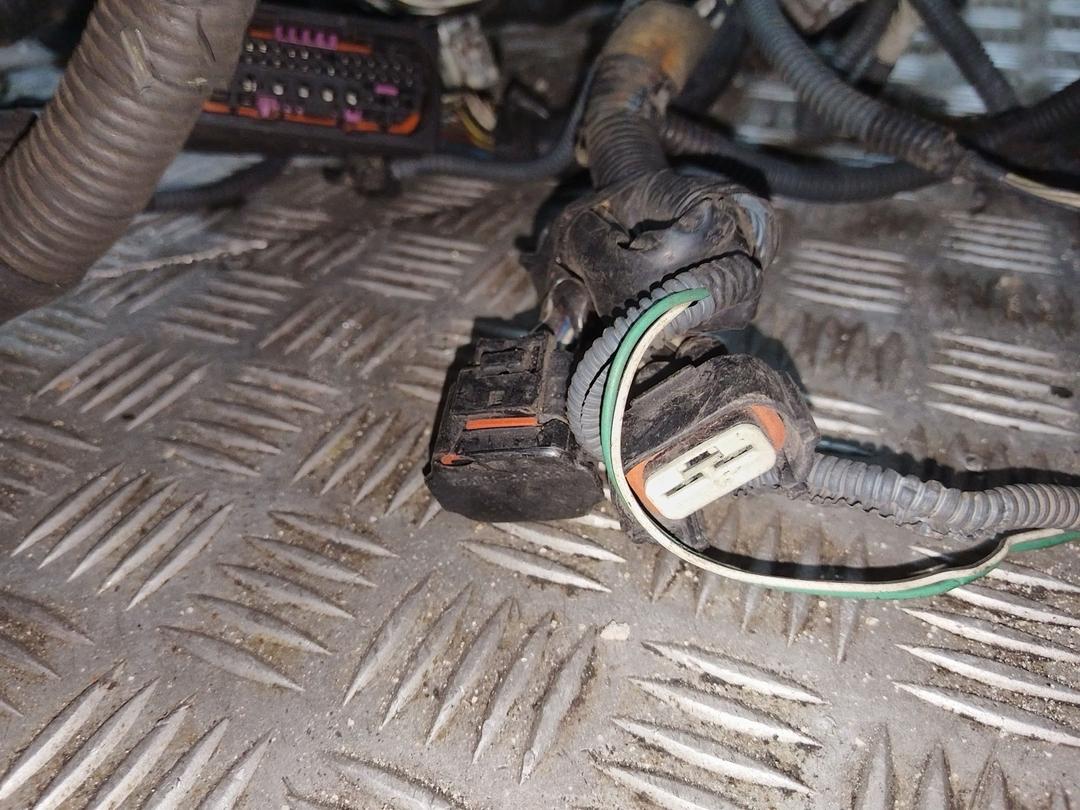 Проводка QS0KO8 Toyota Avensis купить на авторазборке