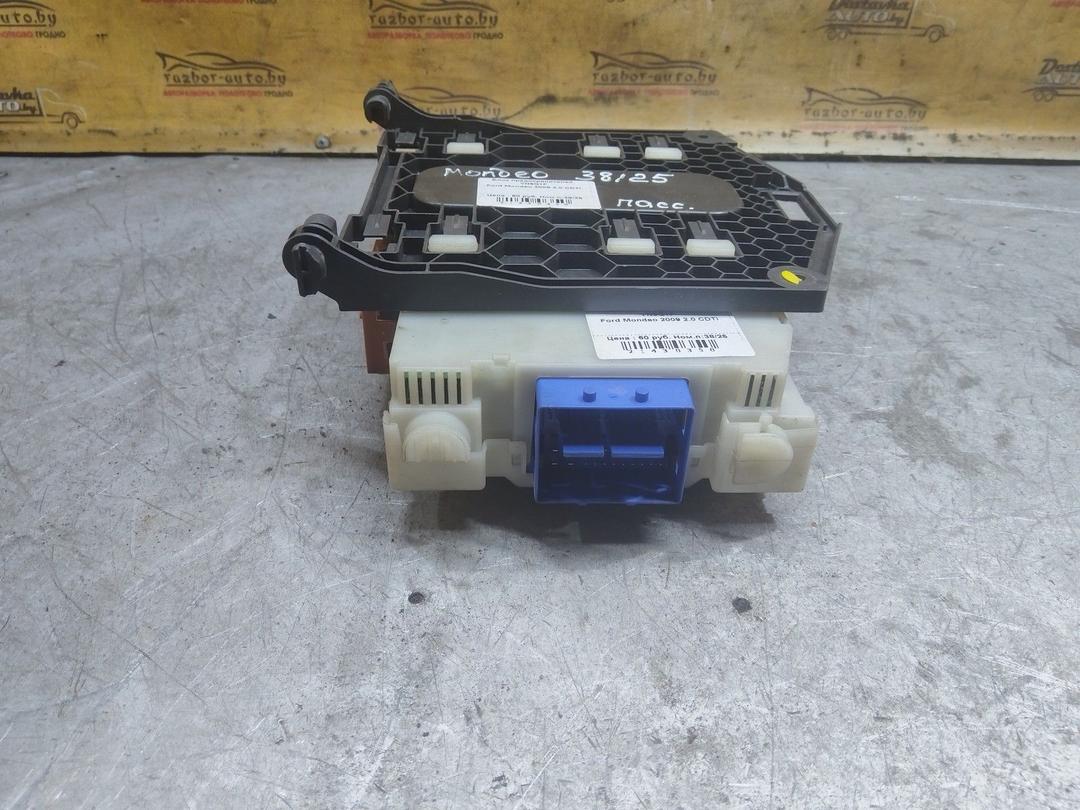 Блок предохранителей YN9Q1F Ford Mondeo купить с доставкой