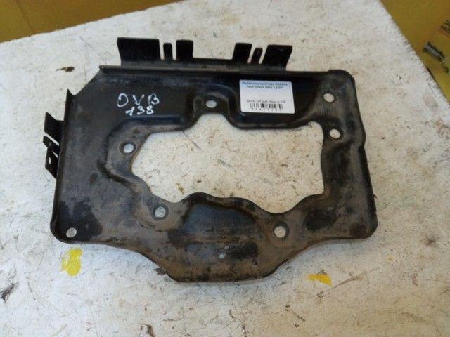 Полка аккумулятора D2X8O3 Opel Vectra - Фото 1