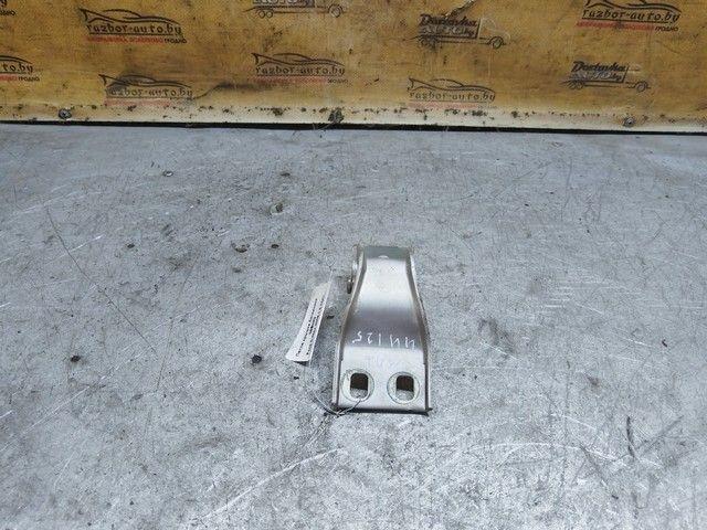 Петля крышки багажника 08BN83 Ford C-Max купить в магазине запчастей бу