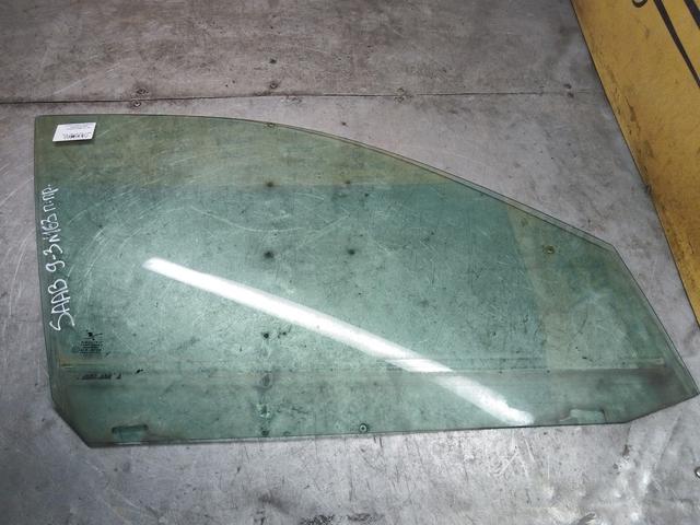 Стекло двери передней правой 4VJ07F Saab 9-3
