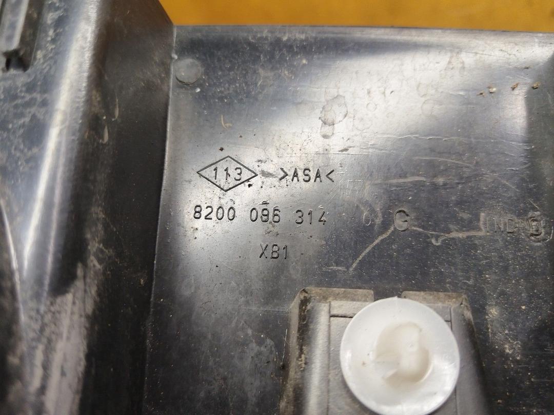 Молдинг (накладка кузовная) PK11D2 Renault Espace купить с доставкой