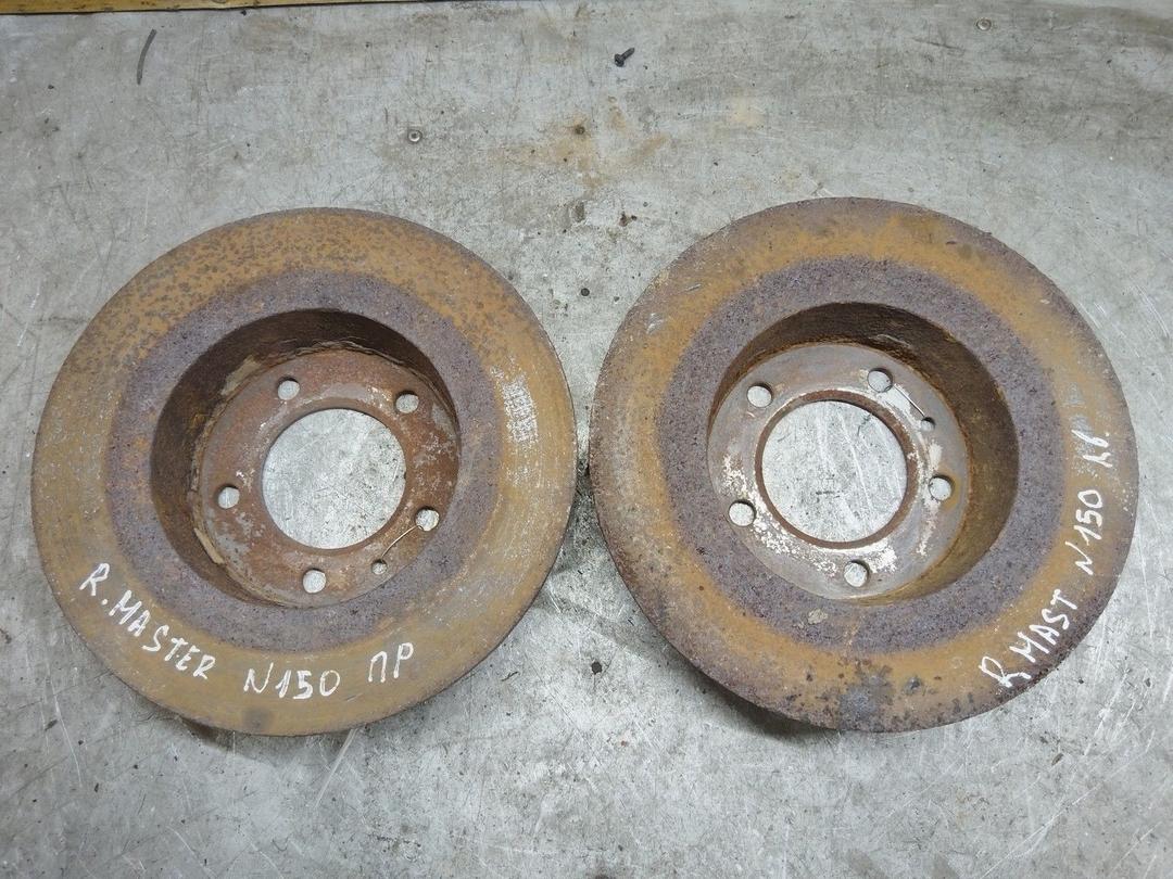 Диск тормозной задний R4W759 Renault Master купить в магазине запчастей бу