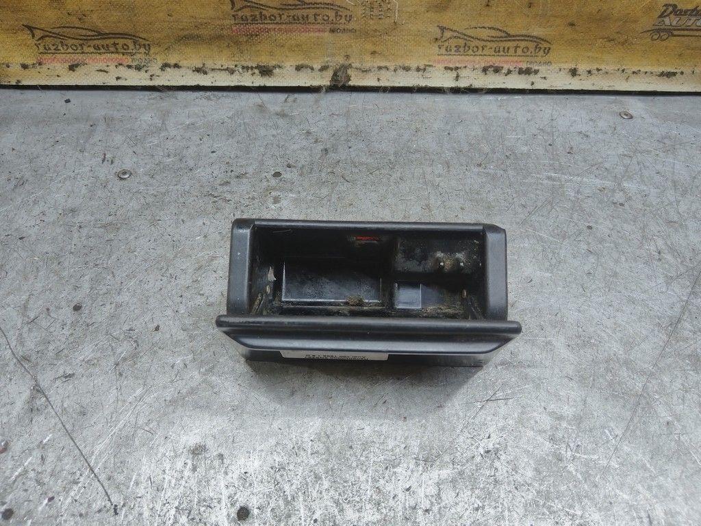 Пепельница 5QSZ8Y Audi 100 - Фото 2