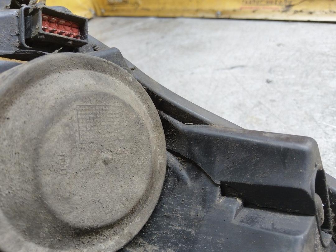 Фара левая HUV5X7 Opel Astra undefined