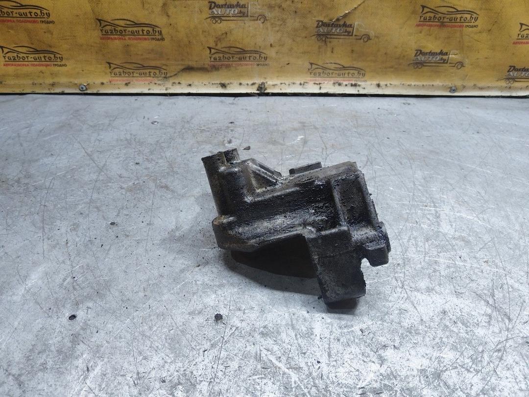 Кронштейн генератора Q7ZC46 Fiat Punto купить в магазине запчастей бу