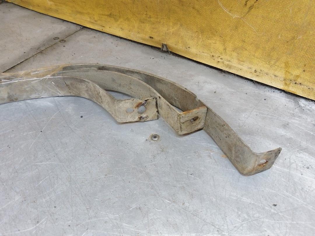 Крепление топливного бака S44N4J Volkswagen Passat купить на авторазборке