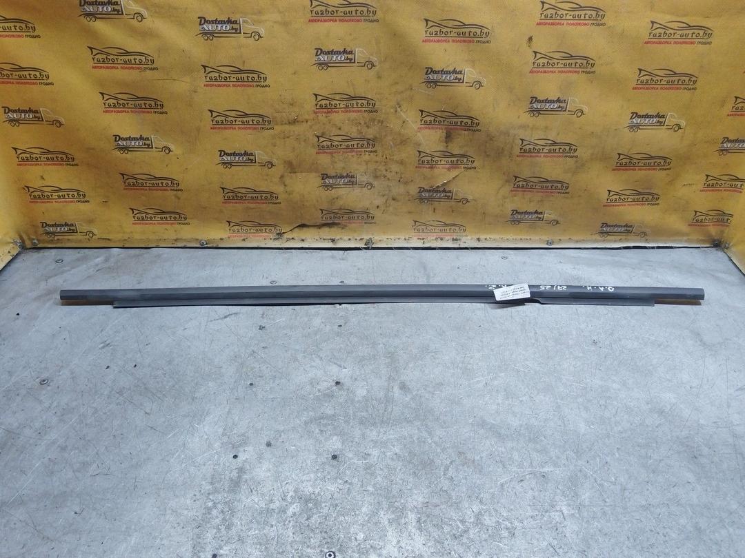 Молдинг стекла двери задней правой наружный PC2L5A Opel Astra купить