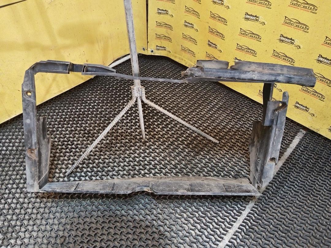 Воздуховод UYX70W Volkswagen Passat - Фото 1