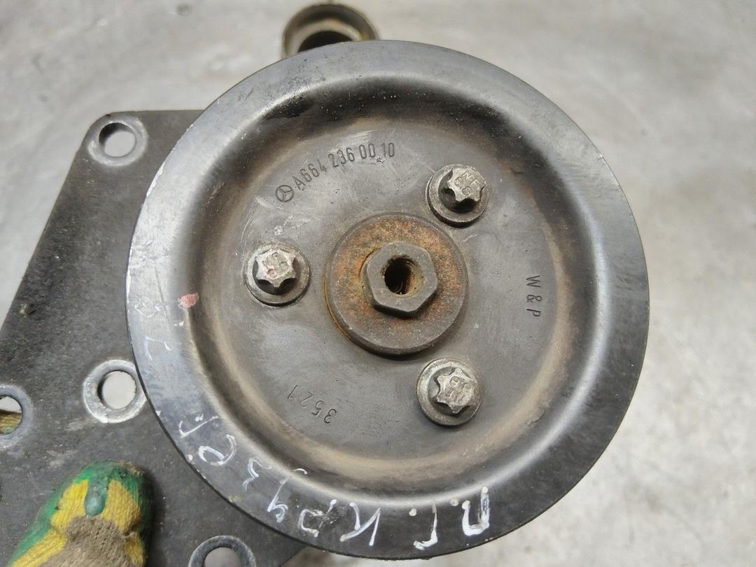 Насос гидроусилителя руля U44RRL Chrysler PT-Cruiser undefined