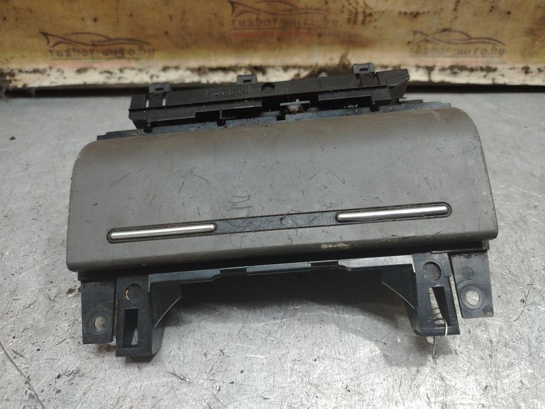 Пепельница ONET5I Audi A4 - Фото 2