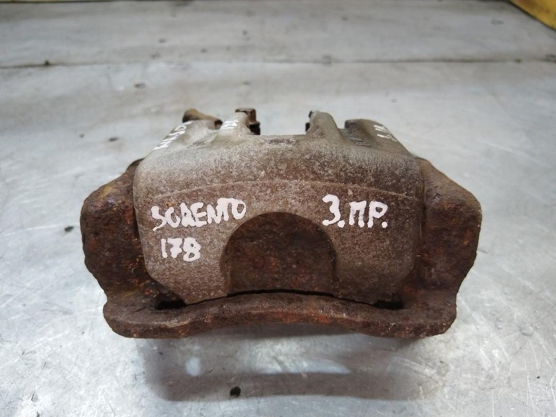 Суппорт задний правый O3SK54 Kia Sorento - Фото 1