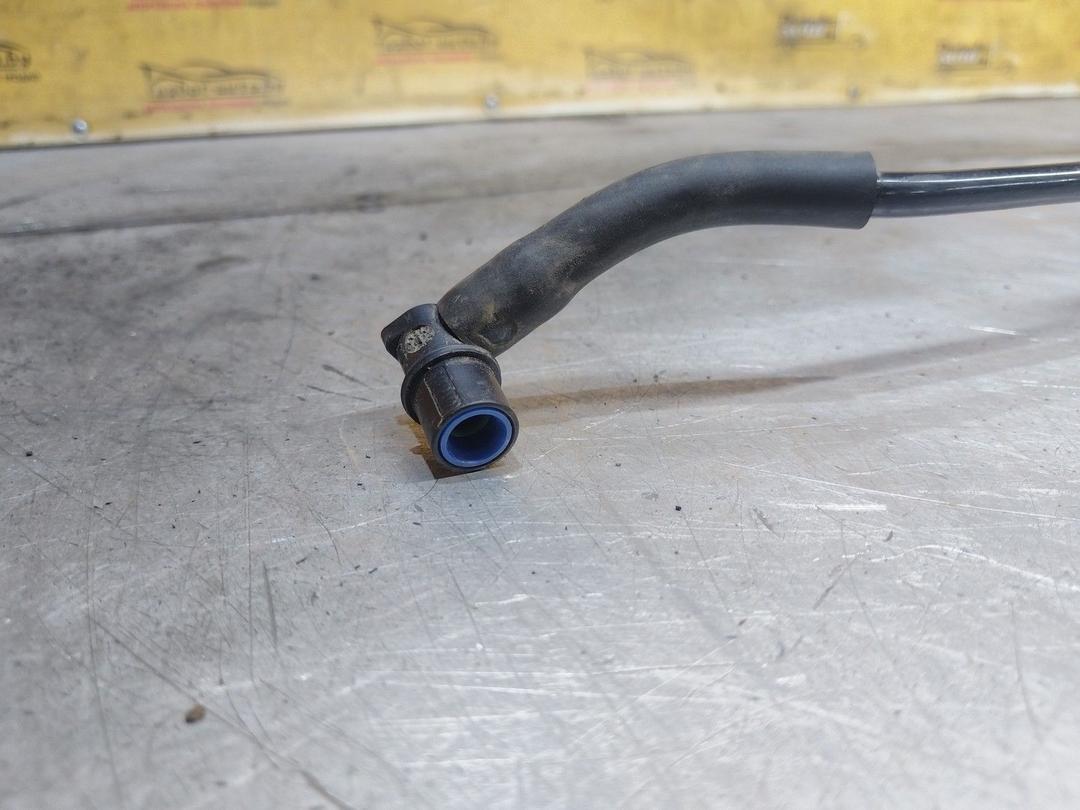 Трубка топливная VQ4Z55 Toyota Yaris купить