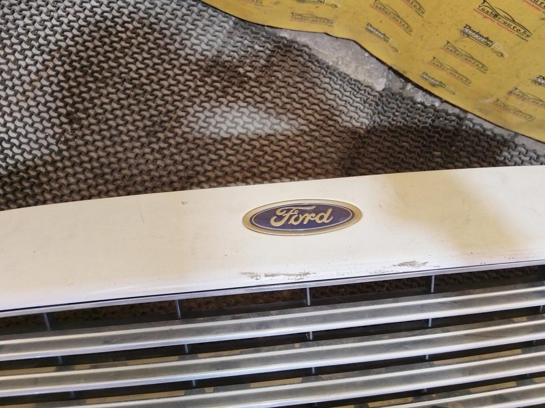 Бампер передний F0272Z Ford Fusion undefined