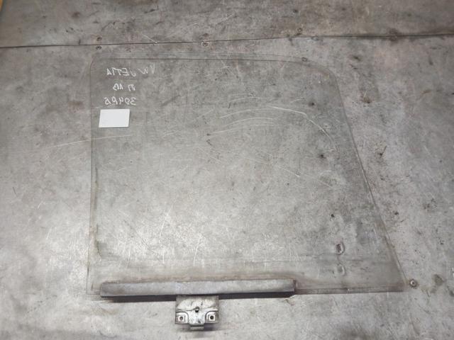 Стекло двери передней левой BORH5D Volkswagen Jetta купить