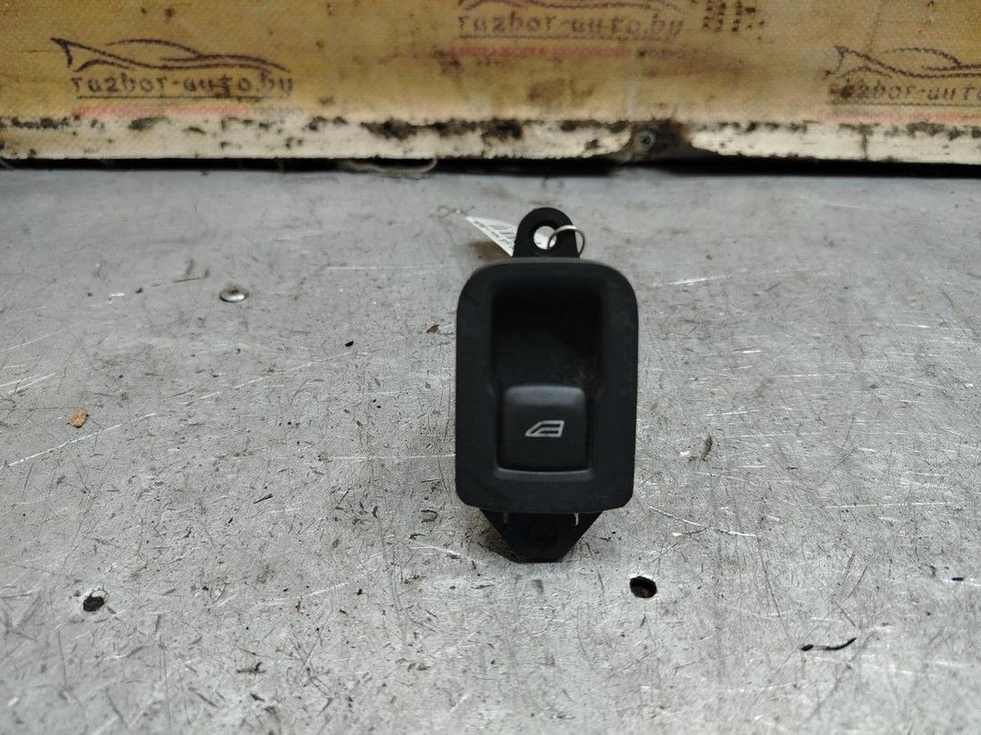 Кнопка стеклоподъемника заднего левого RFT6TS Volvo V50 - Фото 1