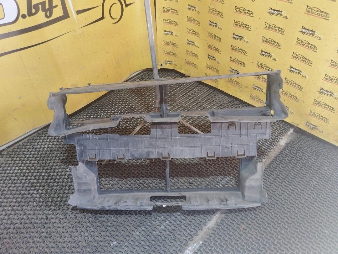 Жалюзи NA1VNQ Ford Fusion купить на авторазборке