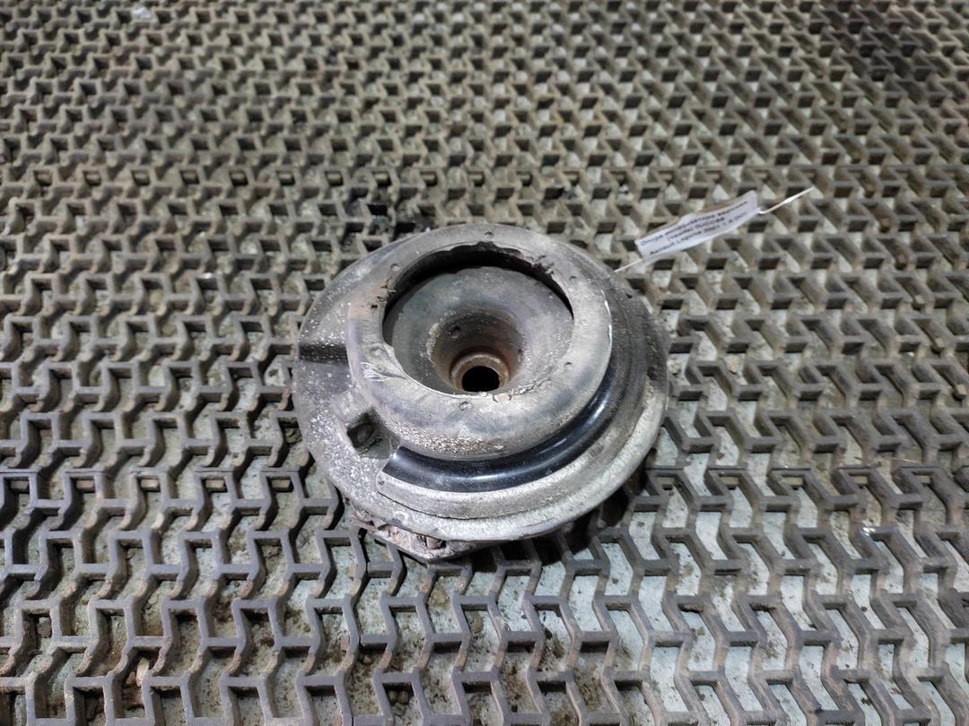 Опора амортизатора верхняя (чашка) 0UCCS9 Renault Laguna