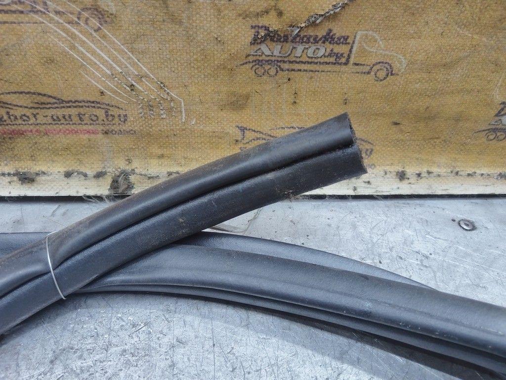 Уплотнитель двери задней правой QJVXXF Toyota Avensis - Фото 6