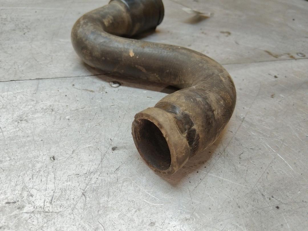 Патрубок радиатора I76PNQ Audi A4 купить