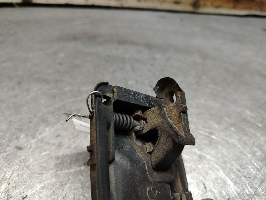 Ручка внутренняя задняя левая J567BB Peugeot 106 - Фото 3