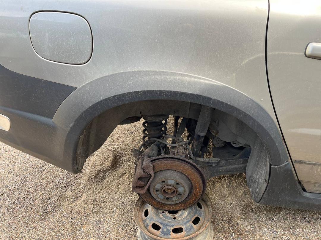 Рычаг задний правый Y7PKEE Volvo XC70 - Фото 1