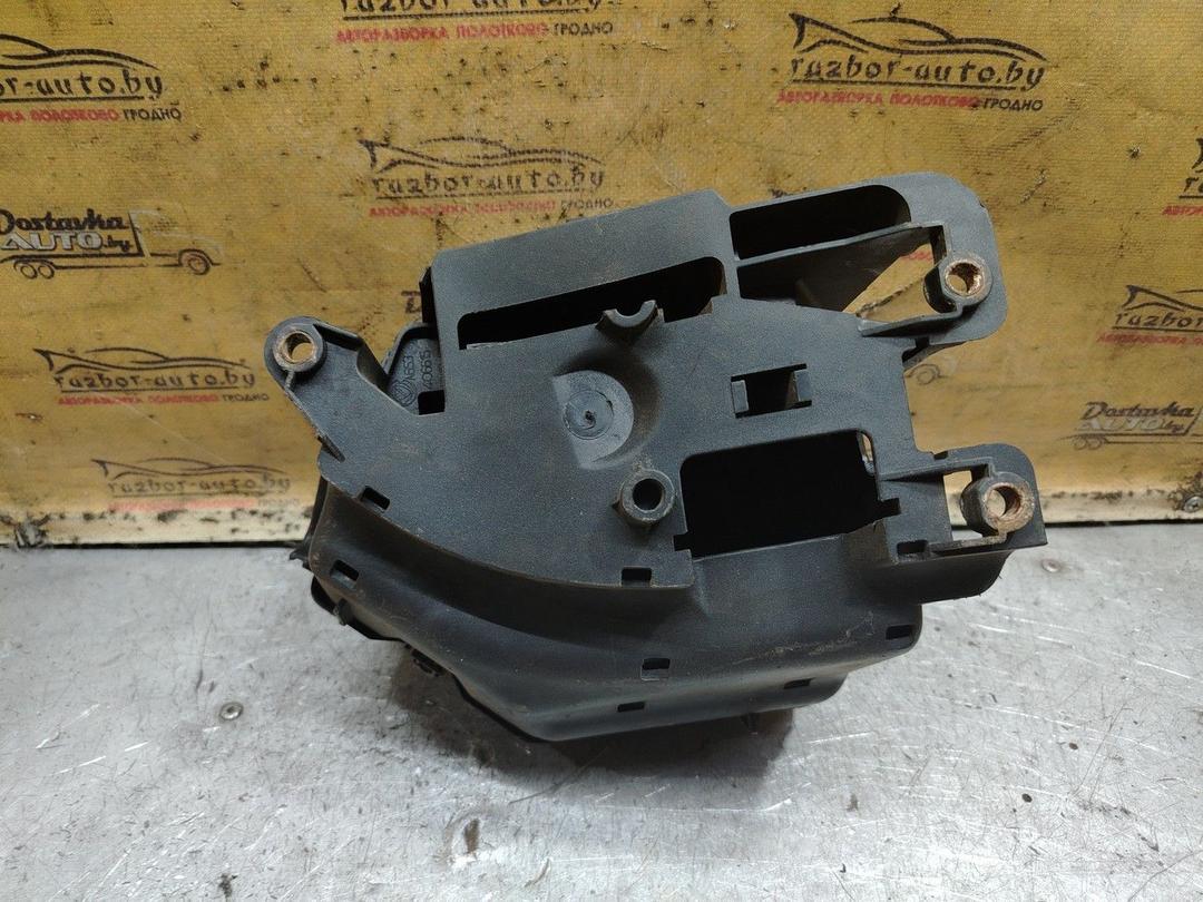 Короб предохранителей Q35KUZ Fiat Punto - Фото 4