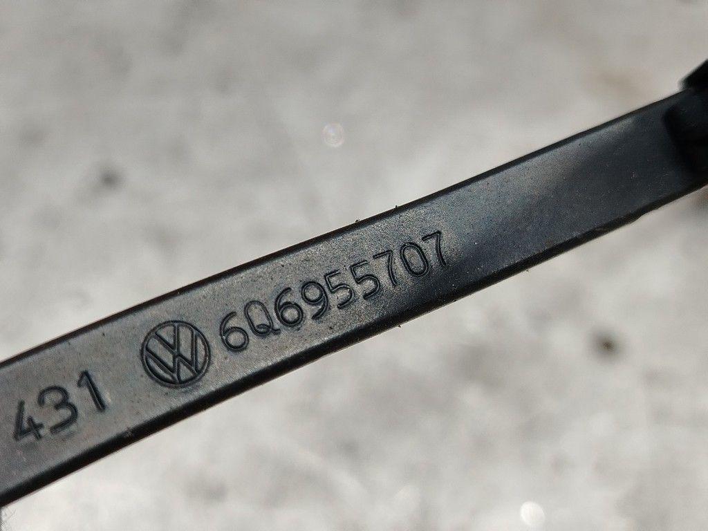 Щеткодержатель задний KT7F8G Volkswagen Polo - Фото 4