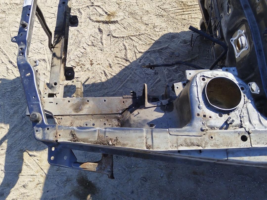 Передняя панель крепления облицовки (телевизор) 45ULQ9 Volvo V40 купить на авторазборке