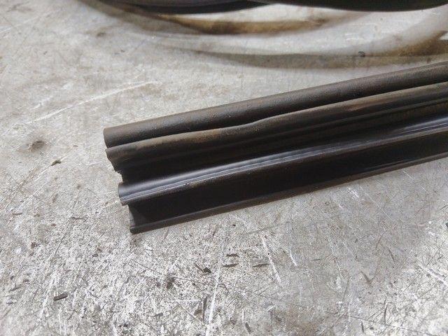 Уплотнитель двери передней левой QOC35J Ford C-Max купить с доставкой. Огромный выбор запчастей и марок авто. У нас есть практически все.