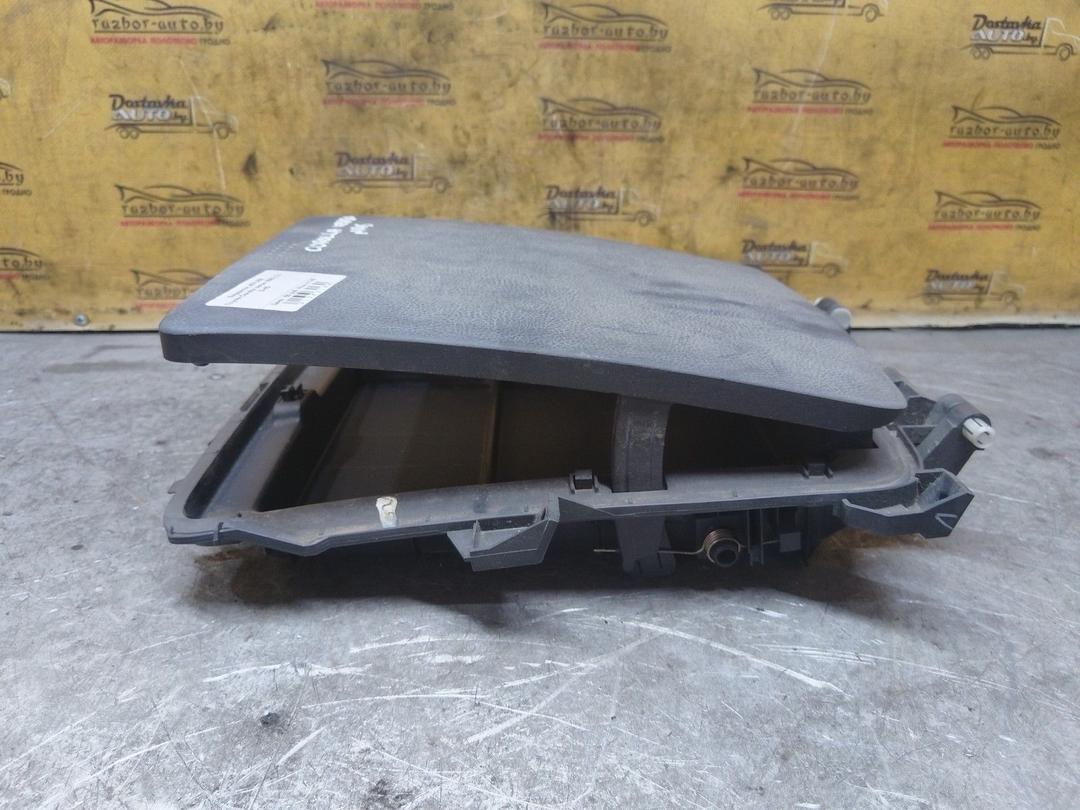 Бардачок JE7LEE Toyota Corolla Verso купить