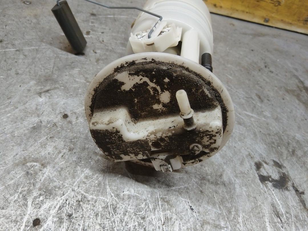 Колба в бак 4QGUOA Nissan Micra купить на авторазборке