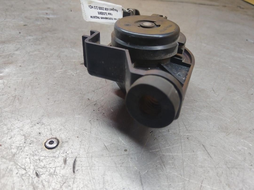 Датчик положения педали газа 3J3E9M Peugeot 406 - Фото 2