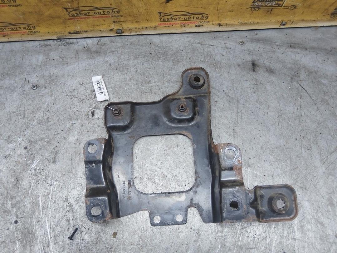 Полка аккумулятора SA7XUJ Volvo S40 - Фото 4