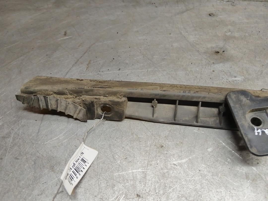 Кронштейн крепления бампера заднего 0R2KKT Volkswagen Sharan купить на авторазборке