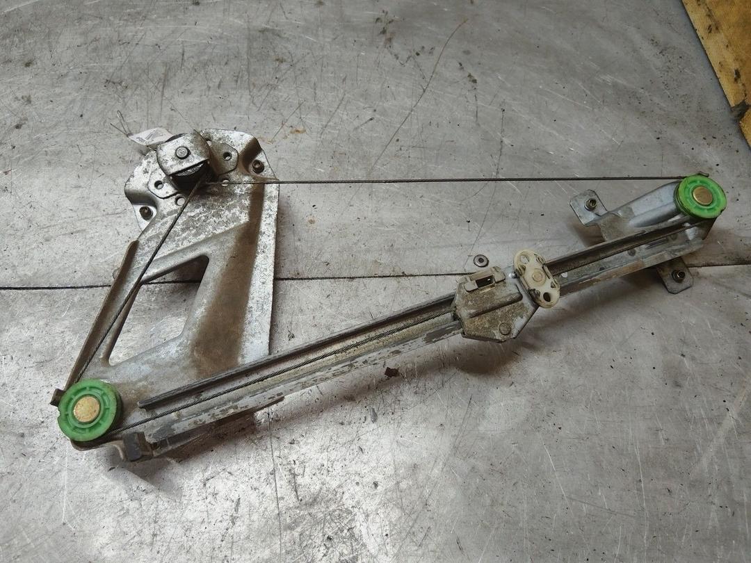 Стеклоподъемник задний левый 3N9EKD Opel Astra купить